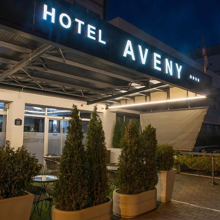 Garni Hotel Aveny Čačak Esterno foto